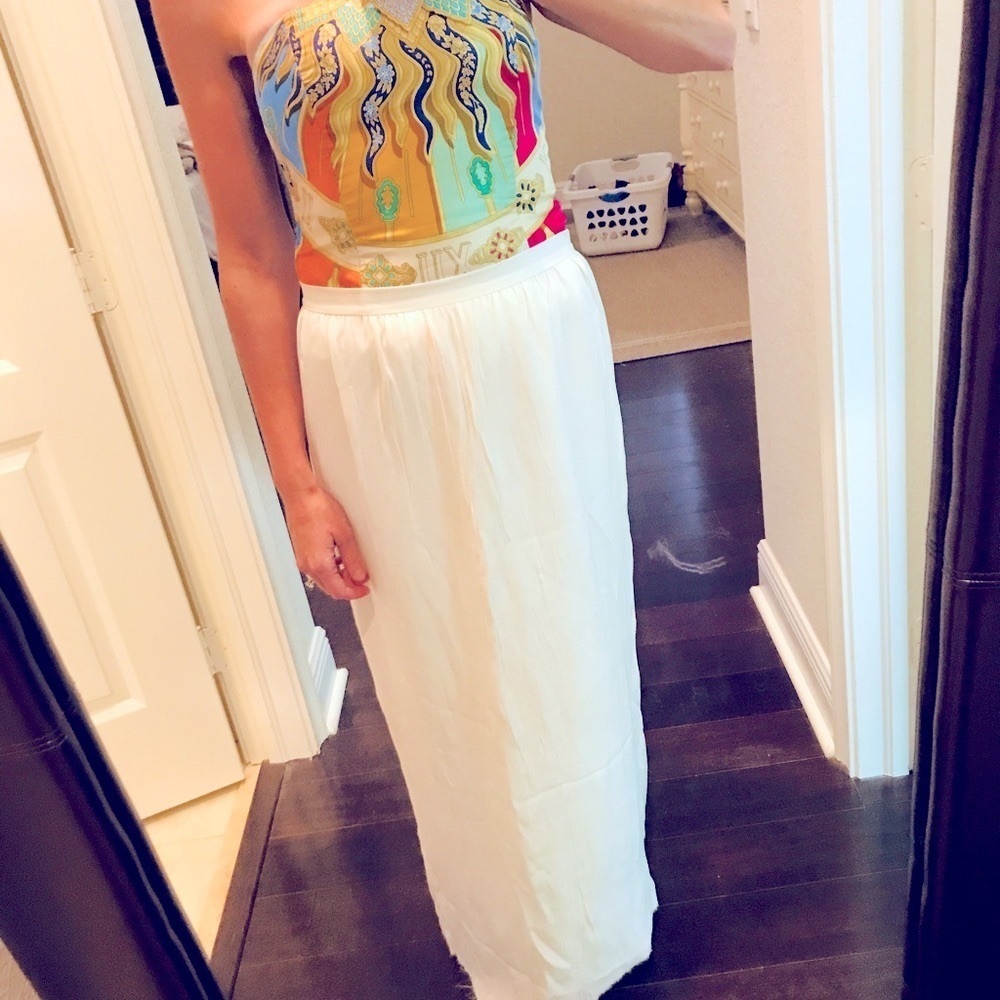 JMcLaughlin “Versace inspired” print bustier top. Size 6/S.